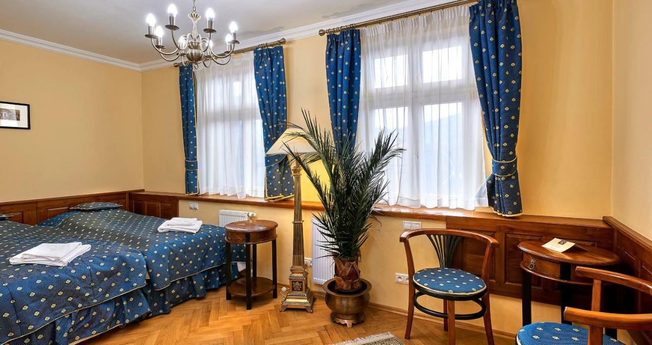 Salvator Hotel カルロヴィ・ヴァリ エクステリア 写真